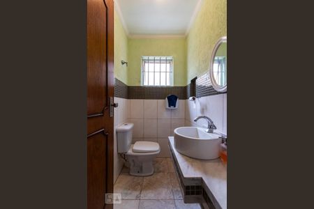 Casa à venda com 350m², 5 quartos e 4 vagas1o. Andar - Lavabo