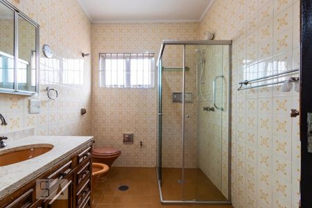 Casa à venda com 350m², 5 quartos e 4 vagas2o. Andar - Banheiro da Suíte 1