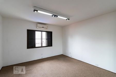 Casa à venda com 350m², 5 quartos e 4 vagas2o. Andar - Quarto 3