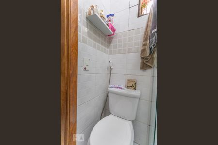 Casa à venda com 120m², 2 quartos e sem vagaBanheiro Suíte 1