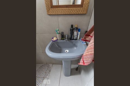 Casa à venda com 120m², 2 quartos e sem vagaBanheiro Suíte 2