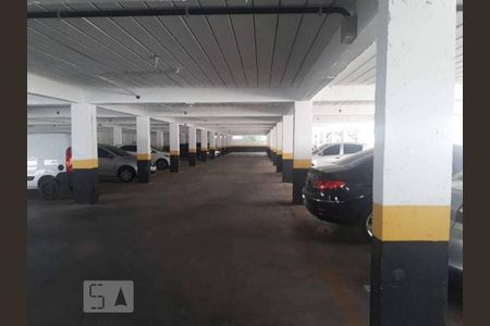 Apartamento para alugar com 53m², 2 quartos e 1 vaga Apartamento para alugar com 53m², 2 quartos e 1 vagaEstacionamento