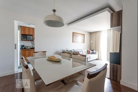 Sala 1 de apartamento para alugar com 2 quartos, 132m² em Lins de Vasconcelos, Rio de Janeiro