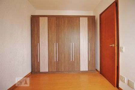 Quarto 2 de apartamento para alugar com 3 quartos, 77m² em Vila Sônia, São Paulo
