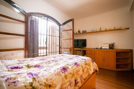 Casa à venda com 400m², 4 quartos e 8 vagas Casa à venda com 400m², 4 quartos e 8 vagasQuarto 1