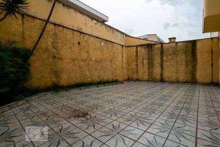 Casa à venda com 400m², 4 quartos e 8 vagas Casa à venda com 400m², 4 quartos e 8 vagasQuintal