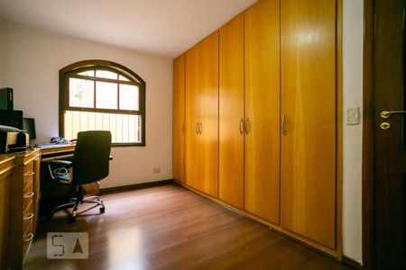 Casa à venda com 400m², 4 quartos e 8 vagas Casa à venda com 400m², 4 quartos e 8 vagasQuarto 3