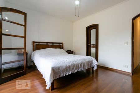 Casa à venda com 400m², 4 quartos e 8 vagas Casa à venda com 400m², 4 quartos e 8 vagasSuíte