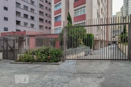 Apartamento à venda com 47m², 1 quarto e sem vagaFachada