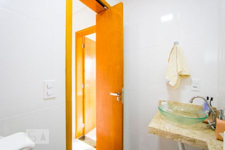 Apartamento à venda com 106m², 2 quartos e 2 vagasBanheiro social