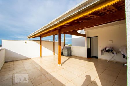 Apartamento à venda com 106m², 2 quartos e 2 vagasCobertura/Área de serviço