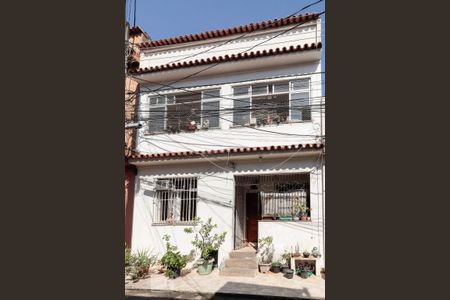 Casa de condomínio à venda com 204m², 6 quartos e 1 vaga Casa de condomínio à venda com 204m², 6 quartos e 1 vagaFachada