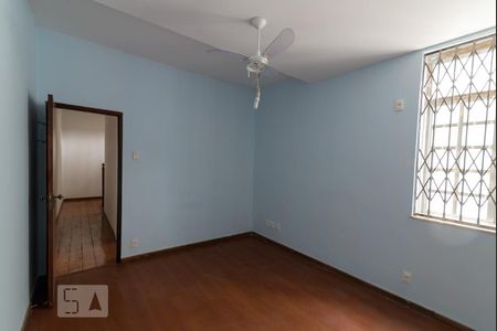 Casa à venda com 273m², 3 quartos e 1 vaga Casa à venda com 273m², 3 quartos e 1 vagaSuíte