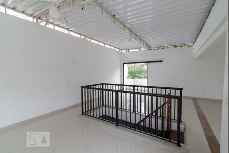 Casa à venda com 273m², 3 quartos e 1 vaga Casa à venda com 273m², 3 quartos e 1 vagaTerraço