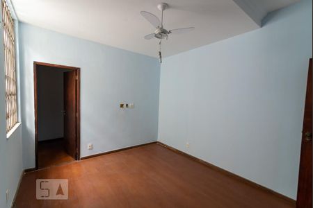 Casa à venda com 273m², 3 quartos e 1 vaga Casa à venda com 273m², 3 quartos e 1 vagaSuíte
