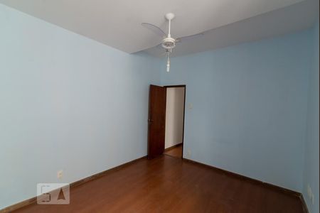 Casa à venda com 273m², 3 quartos e 1 vaga Casa à venda com 273m², 3 quartos e 1 vagaSuíte