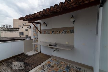 Casa à venda com 273m², 3 quartos e 1 vaga Casa à venda com 273m², 3 quartos e 1 vagaTerraço