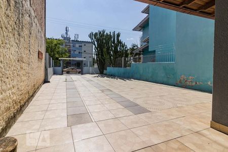 Casa à venda com 225m², 2 quartos e 2 vagasQuintal