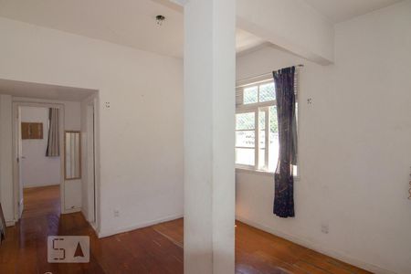 Sala de apartamento à venda com 1 quarto, 40m² em Laranjeiras, Rio de Janeiro