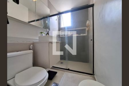 Banheiro  de apartamento à venda com 1 quarto, 40m² em Laranjeiras, Rio de Janeiro