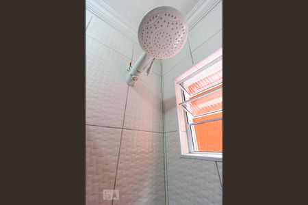 Casa à venda com 150m², 4 quartos e 2 vagas Casa à venda com 150m², 4 quartos e 2 vagasbanheiro 2