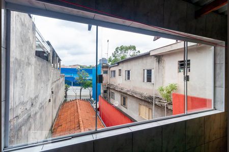 Casa à venda com 150m², 4 quartos e 2 vagas Casa à venda com 150m², 4 quartos e 2 vagasLavanderia