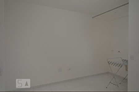 Quarto e área de serviço de apartamento para alugar com 1 quarto, 30m² em Alto da Mooca, São Paulo