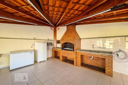 Apartamento para alugar com 53m², 2 quartos e 1 vaga Apartamento para alugar com 53m², 2 quartos e 1 vagaÁrea comum - Churrasqueira