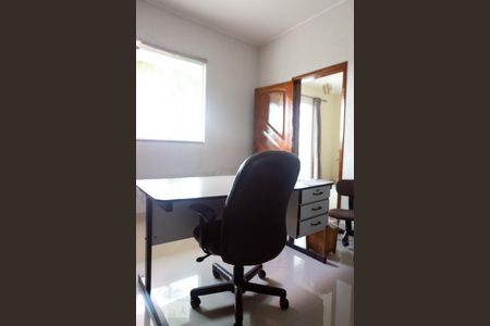 Casa para alugar com 630m², 5 quartos e 4 vagasEscritório