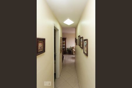 Apartamento à venda com 82m², 3 quartos e 1 vaga Apartamento à venda com 82m², 3 quartos e 1 vagaCorredor