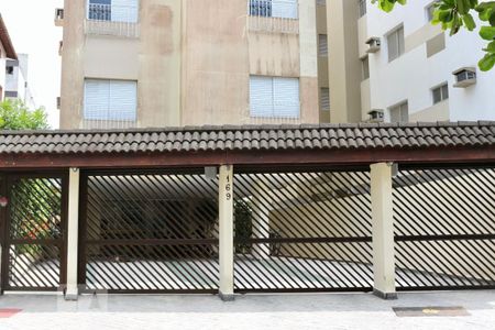 Apartamento para alugar com 96m², 3 quartos e 1 vaga Apartamento para alugar com 96m², 3 quartos e 1 vagaFachada