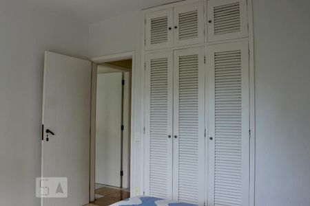 Apartamento para alugar com 96m², 3 quartos e 1 vaga Apartamento para alugar com 96m², 3 quartos e 1 vagaQuarto 2