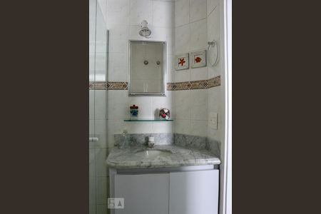 Apartamento para alugar com 96m², 3 quartos e 1 vaga Apartamento para alugar com 96m², 3 quartos e 1 vagaBanheiro Suíte