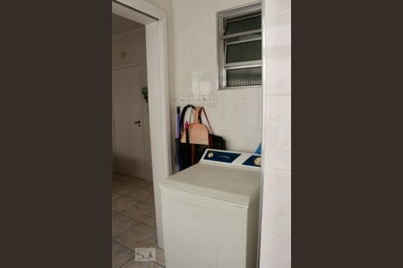 Apartamento para alugar com 96m², 3 quartos e 1 vaga Apartamento para alugar com 96m², 3 quartos e 1 vagaDetalhe da area de serviço