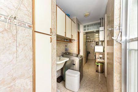 Apartamento à venda com 126m², 2 quartos e 1 vaga Apartamento à venda com 126m², 2 quartos e 1 vagaÁrea de Serviço