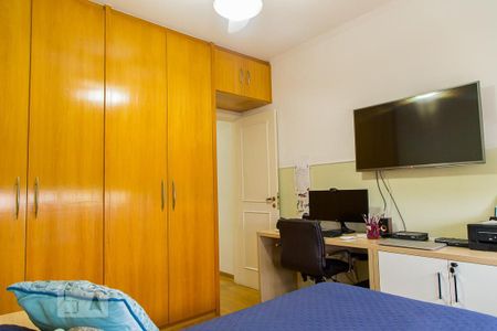 Casa à venda com 175m², 3 quartos e 2 vagas Casa à venda com 175m², 3 quartos e 2 vagasQuarto 2
