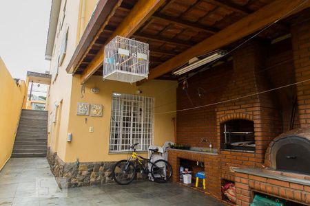 Casa à venda com 175m², 3 quartos e 2 vagas Casa à venda com 175m², 3 quartos e 2 vagasÁrea de lazer