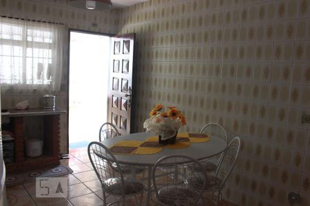 Casa à venda com 300m², 4 quartos e 5 vagasCasa 1 - CozinhaCasa 1 - Cozinha