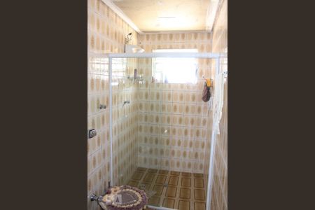 Casa à venda com 300m², 4 quartos e 5 vagasCasa 1 - Banheiro