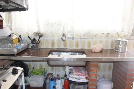 Casa à venda com 300m², 4 quartos e 5 vagasCasa 1 - Cozinha - pia