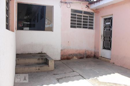Casa à venda com 300m², 4 quartos e 5 vagasQuintal