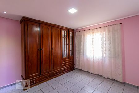 Casa à venda com 153m², 3 quartos e 3 vagasQuarto 2 