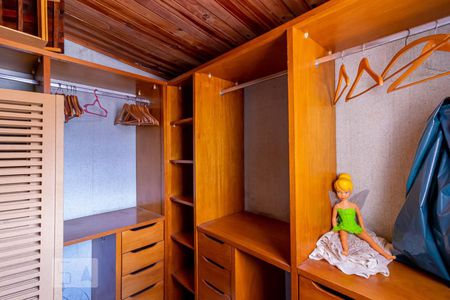 Casa à venda com 153m², 3 quartos e 3 vagasCloset do Quarto 1 