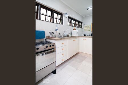 Casa à venda com 120m², 3 quartos e 3 vagas Casa à venda com 120m², 3 quartos e 3 vagasCozinha