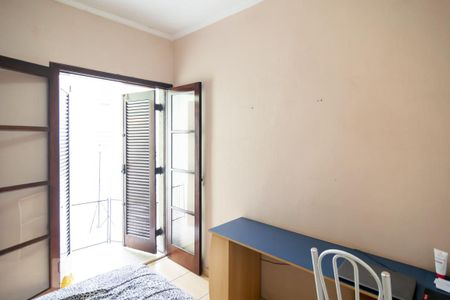 Casa à venda com 120m², 3 quartos e 3 vagas Casa à venda com 120m², 3 quartos e 3 vagasQuarto 1