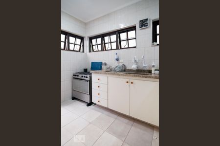 Casa à venda com 120m², 3 quartos e 3 vagas Casa à venda com 120m², 3 quartos e 3 vagasCozinha