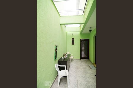 Casa à venda com 120m², 3 quartos e 3 vagas Casa à venda com 120m², 3 quartos e 3 vagasCorredor Lateral