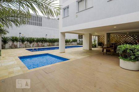 Apartamento para alugar com 36m², 2 quartos e sem vagaÁrea comum - Piscina