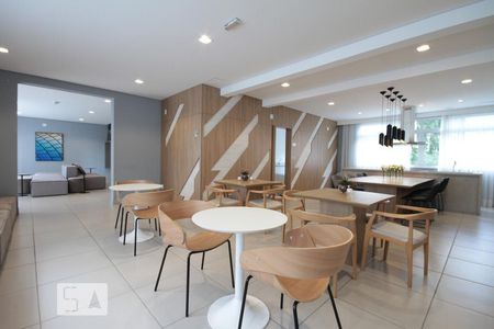 Apartamento para alugar com 36m², 2 quartos e sem vaga Apartamento para alugar com 36m², 2 quartos e sem vagaÁrea comum - Salão de festas