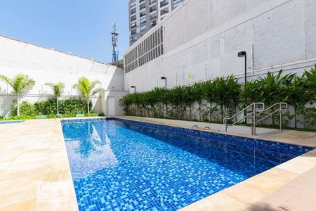 Apartamento para alugar com 36m², 2 quartos e sem vaga Apartamento para alugar com 36m², 2 quartos e sem vagaÁrea comum - Piscina